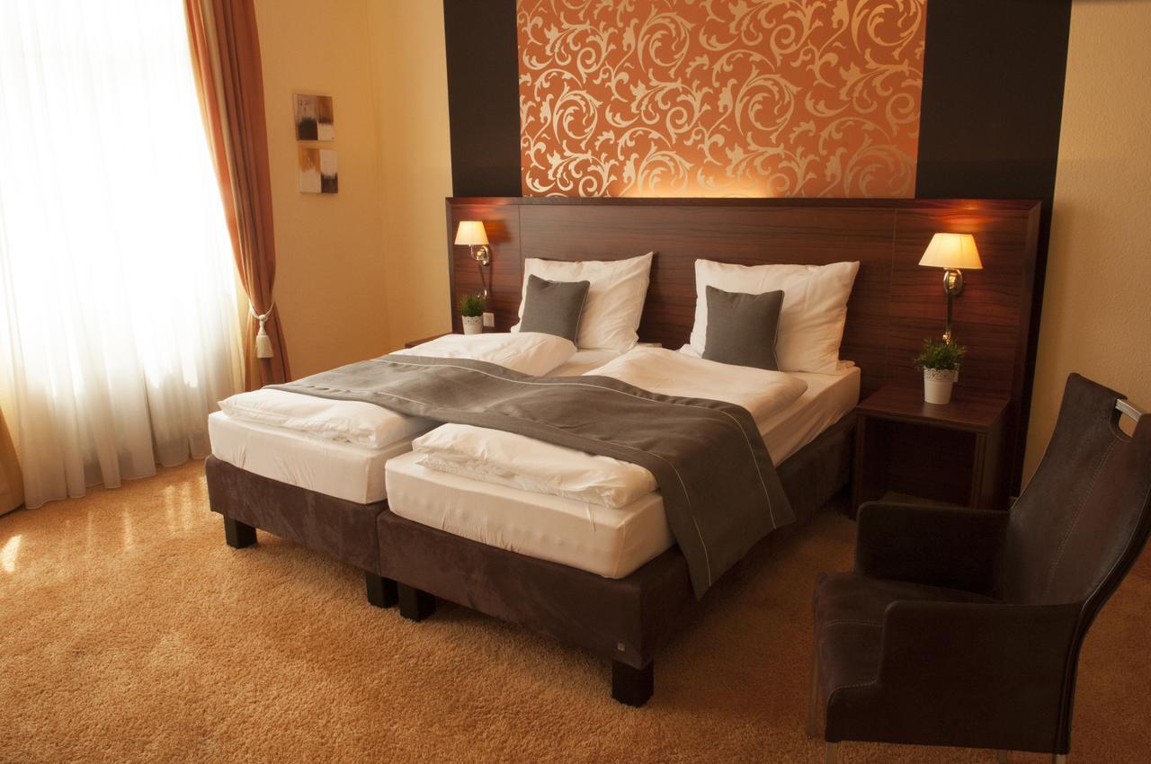 Hotel Restaurant Nassauer Loewen מראה חיצוני תמונה